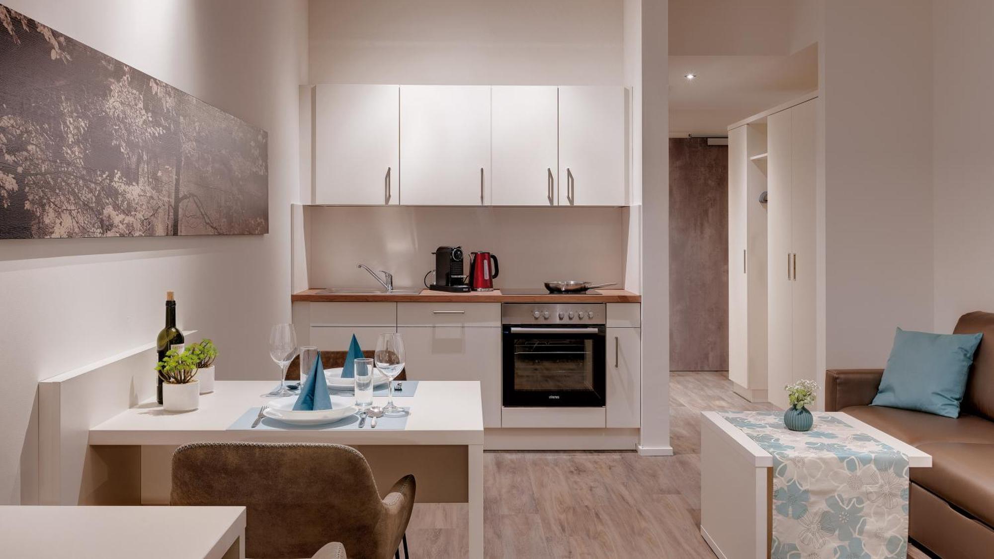 Amper Art Boardinghouse Aparthotel Furstenfeldbruck Bagian luar foto